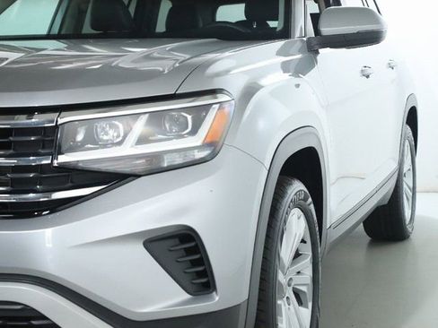 Used 2023 Volkswagen Atlas SE w/ Panoramic Sunroof Package AWD/4WD image 4
