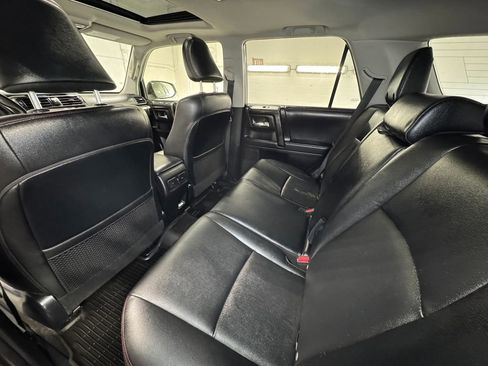Used 2020 Toyota 4Runner TRD Off-Road Premium w/ Moonroof Package AWD/4WD image 21