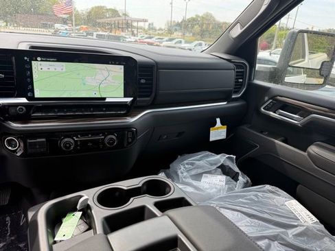 New 2026 Chevrolet Silverado 2500 LT AWD/4WD image 24