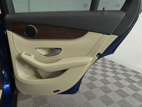 Certified 2022 Mercedes-Benz GLC 300 image 27