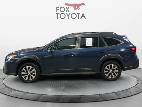 Used 2024 Subaru Outback Premium image 3