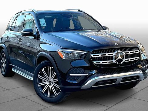 Certified 2025 Mercedes-Benz GLE 450 4MATIC image 2