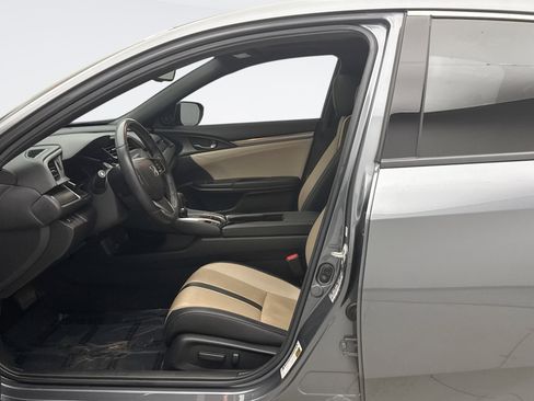 Used 2018 Honda Civic EX-L image 11