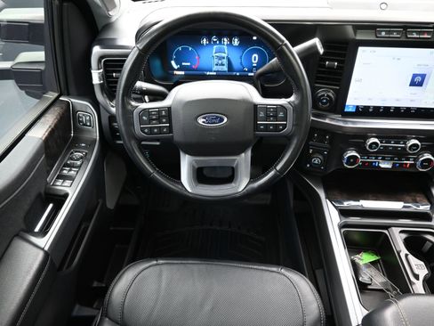 Used 2023 Ford F250 Lariat w/ Lariat Ultimate Package image 25