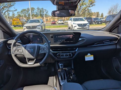 New 2026 Buick Envista Sport Touring image 7