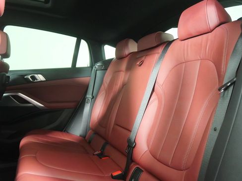 Used 2022 BMW X6 xDrive40i w/ M Sport Package AWD/4WD image 15