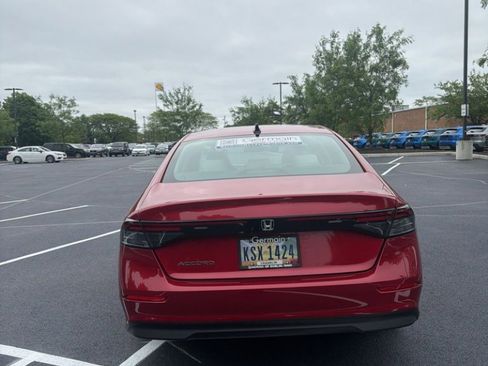 Used 2025 Honda Accord SE image 7