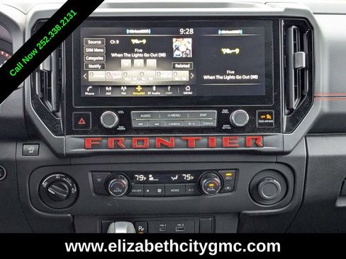 Used 2025 Nissan Frontier PRO-4X image 19