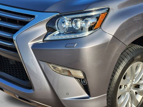 Used 2017 Lexus GX 460 AWD/4WD image 36