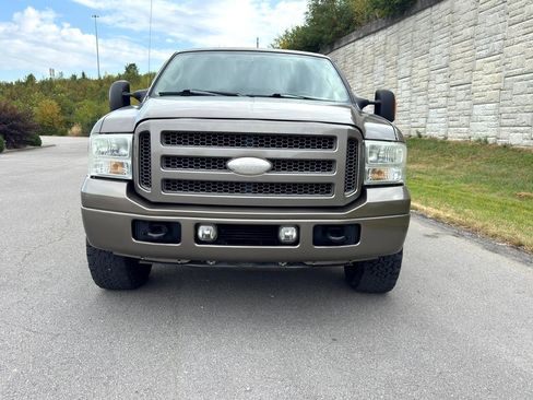 Used 2005 Ford Excursion Eddie Bauer AWD/4WD image 8