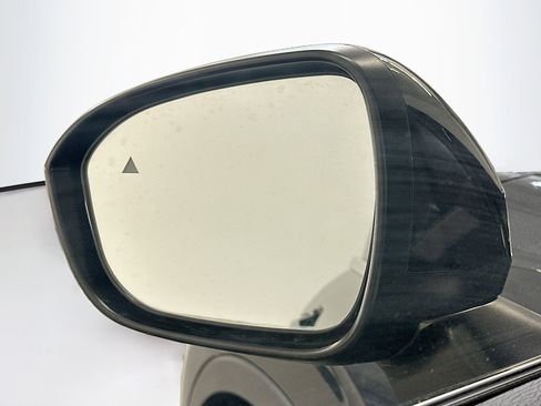 Used 2025 Mitsubishi Outlander SEL AWD/4WD image 16