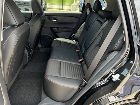New 2026 Nissan Rogue SV AWD/4WD image 13