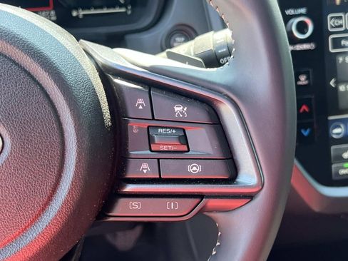 Certified 2025 Subaru Forester Limited w/ Popular Package AWD/4WD image 26