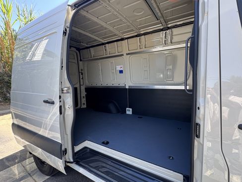 New 2025 Mercedes-Benz Sprinter 2500 image 11
