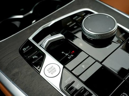 New 2027 BMW X7 xDrive40i AWD/4WD image 23