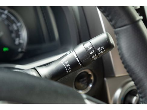 Used 2020 Toyota 4Runner 4WD image 22