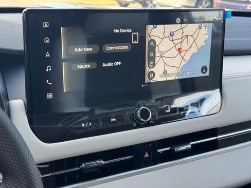 New 2025 Mitsubishi Outlander SE image 28