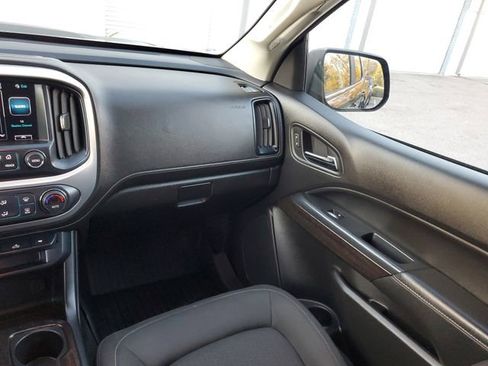 Used 2018 GMC Canyon SLE w/ SLE Convenience Package image 15