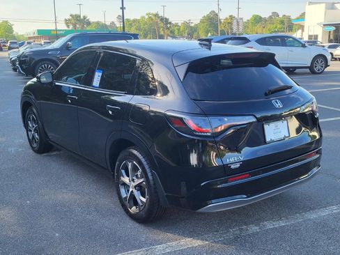 Certified 2024 Honda HR-V EX-L image 5