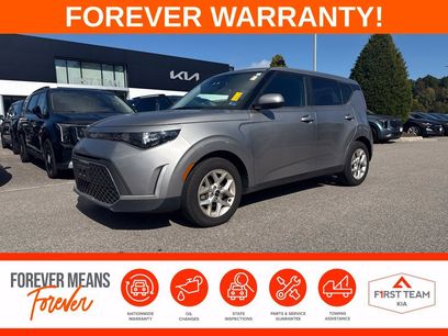 Used 2023 Kia Soul LX w/ LX Technology Package