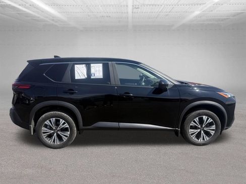 Used 2023 Nissan Rogue SV AWD/4WD image 2