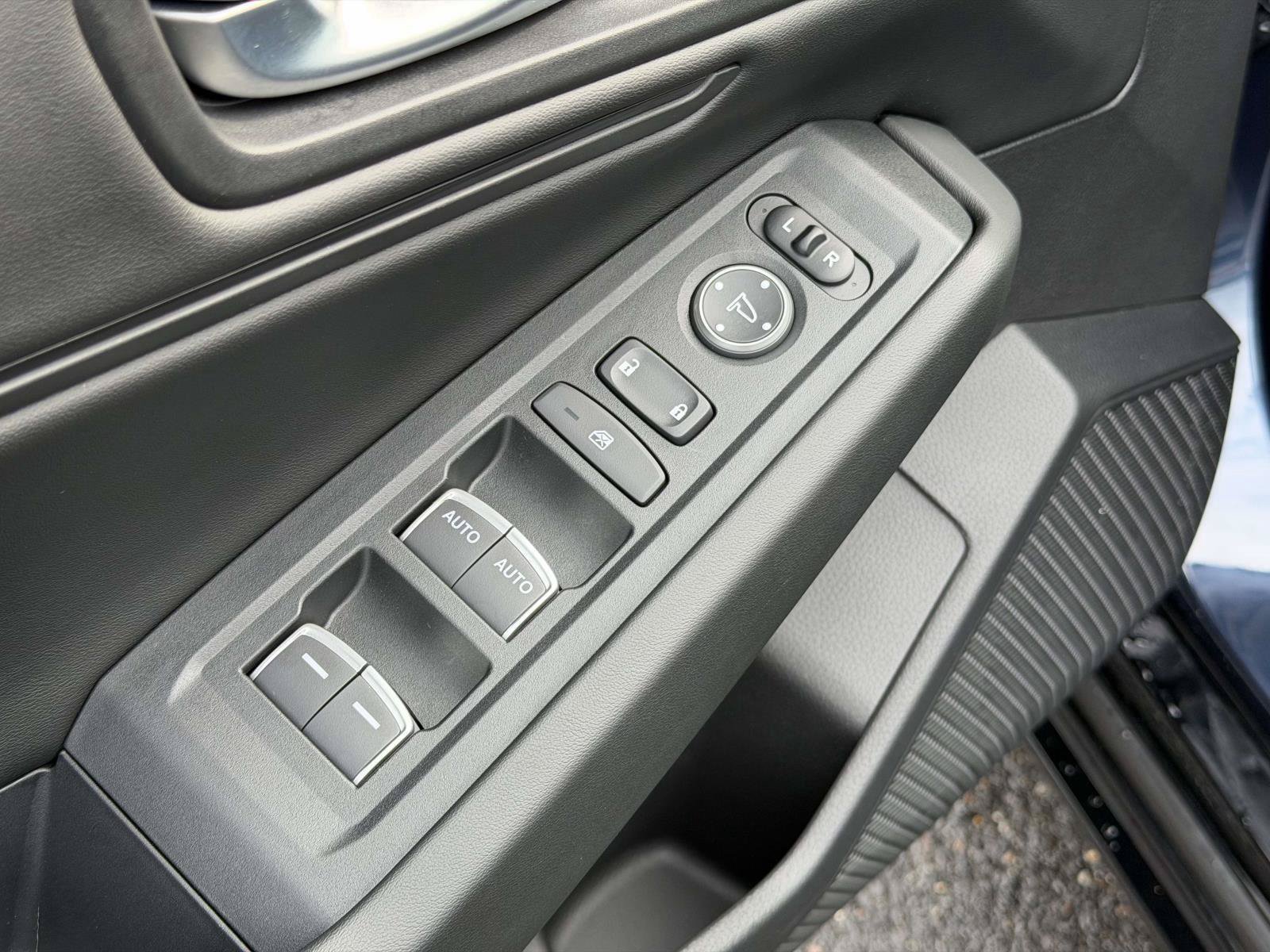 Used 2026 Honda Accord EX-L image 7