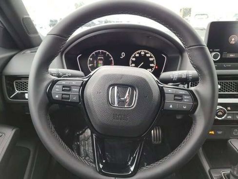 Used 2023 Honda Civic Sport image 11