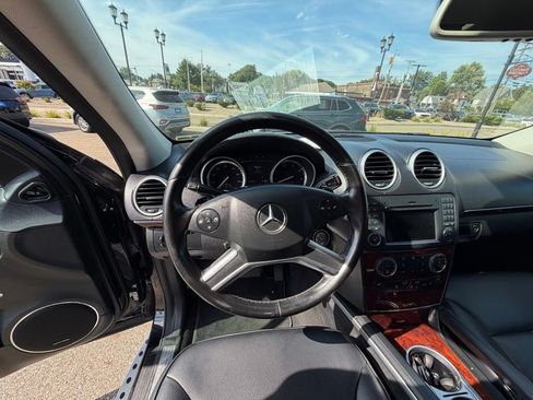 Used 2012 Mercedes-Benz GL 450 4MATIC image 11