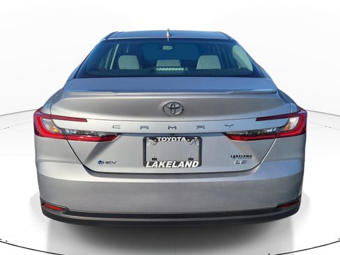 Used 2026 Toyota Camry LE w/ Convenience Package FWD image 6