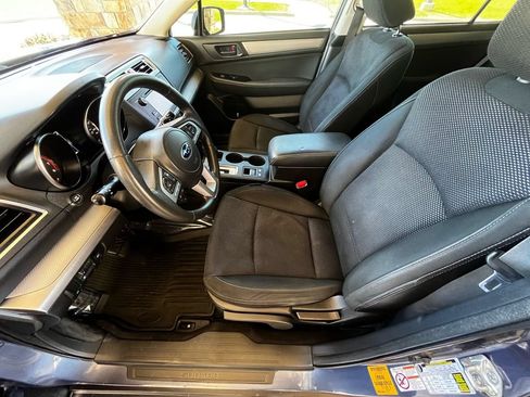 Used 2017 Subaru Outback 2.5i AWD/4WD image 10