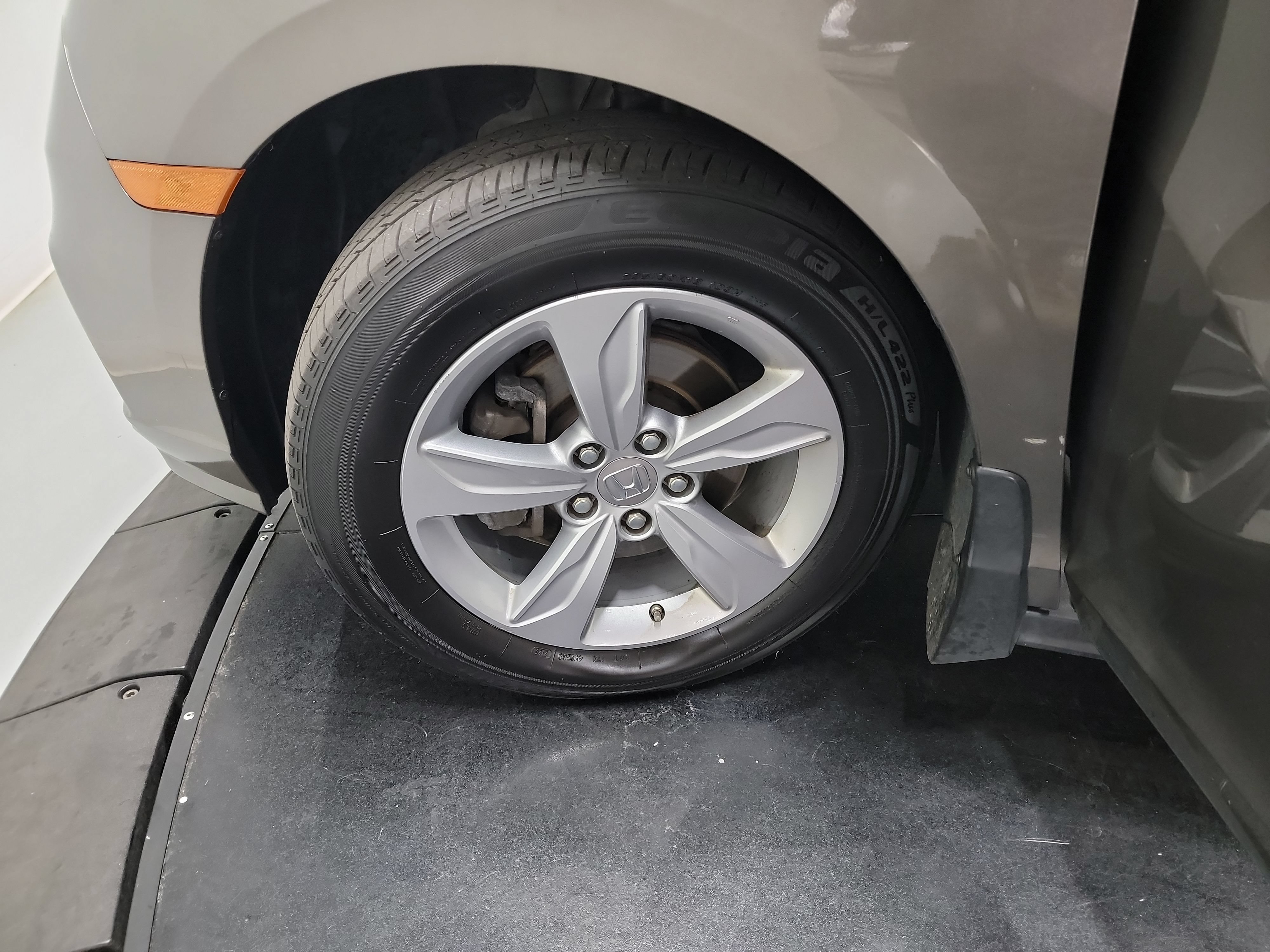 Used 2019 Honda Odyssey EX-L image 30