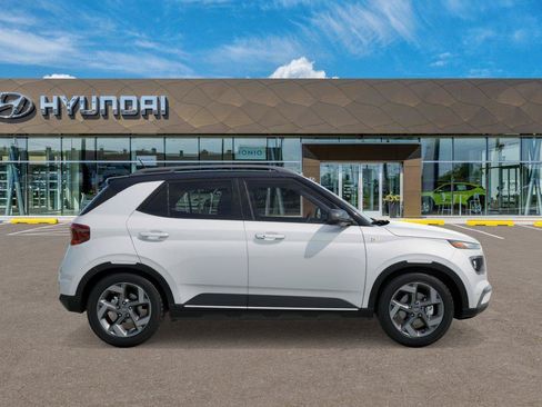 New 2026 Hyundai Venue SEL FWD image 24