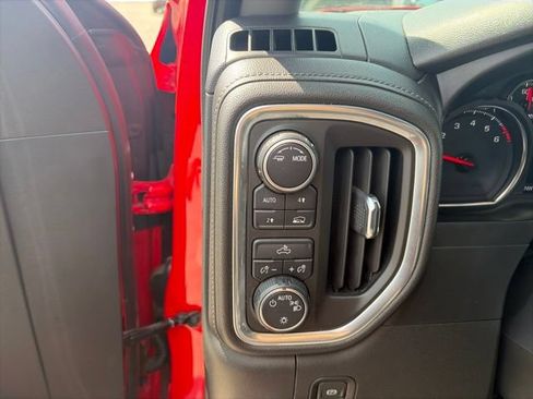 Used 2020 Chevrolet Silverado 1500 LT AWD/4WD image 20