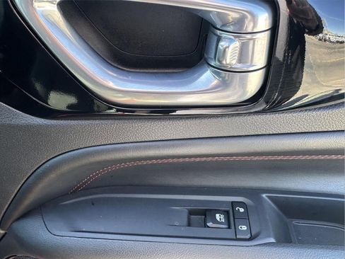 Used 2025 Jeep Compass Trailhawk image 44