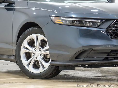 Used 2023 Honda Accord LX image 3