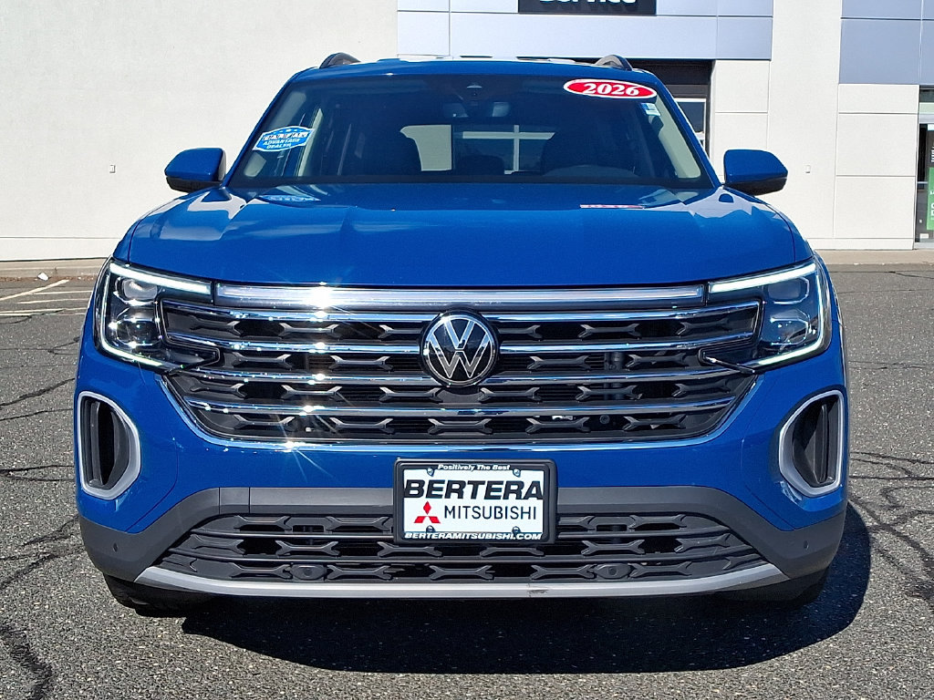 Used 2026 Volkswagen Atlas SE AWD/4WD image 2