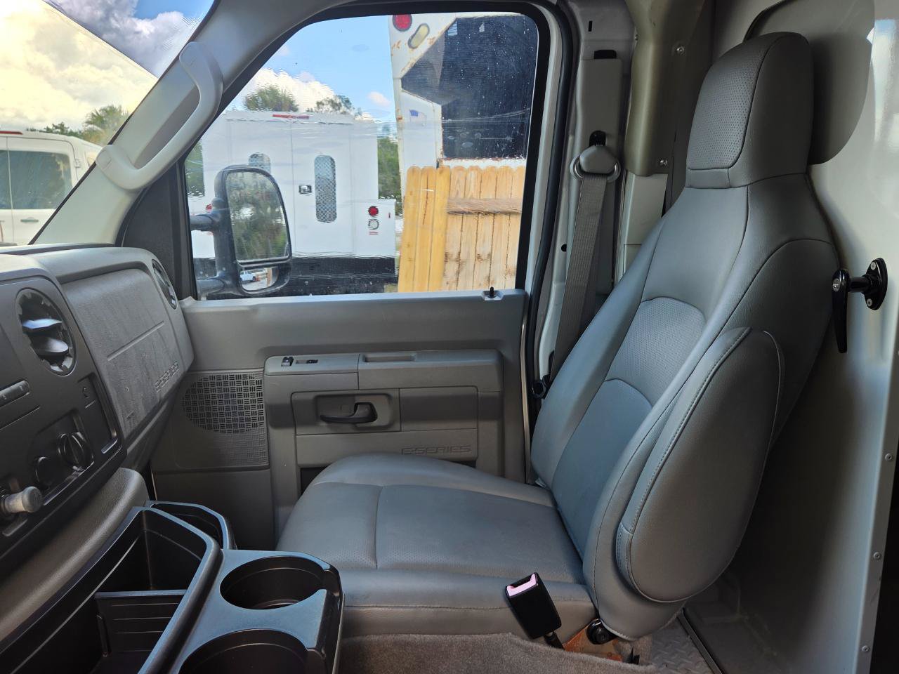Used 2011 Ford E-350 and Econoline 350 Super Duty w/ PWR Locks & Windows Group RWD image 17