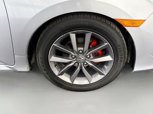Used 2019 Honda Civic EX image 32