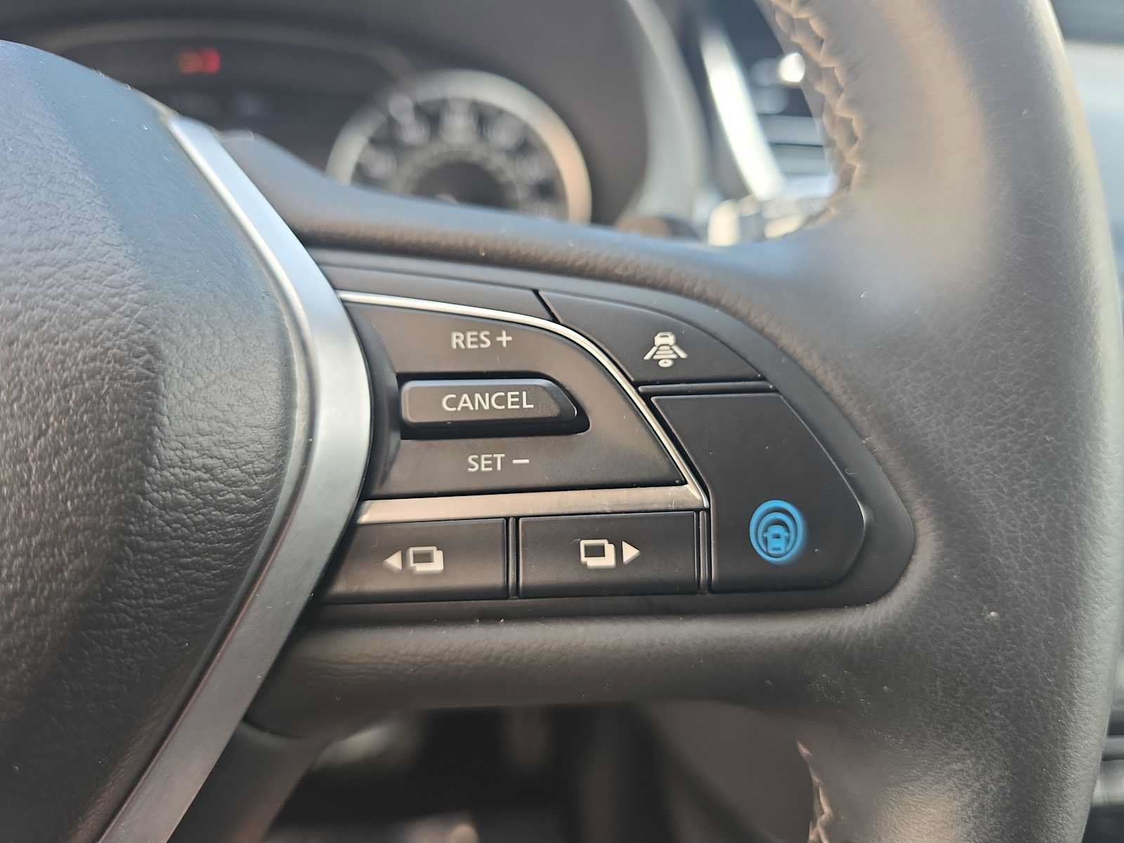 Used 2023 INFINITI QX50 Luxe FWD image 23