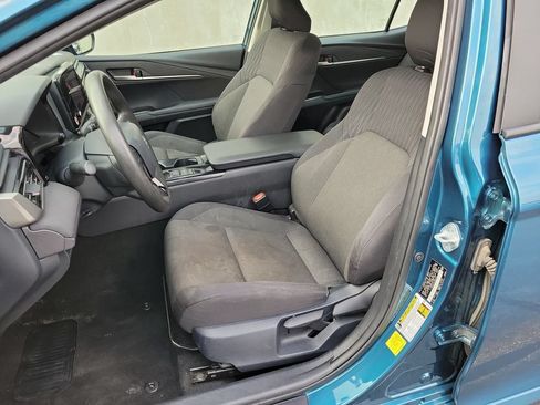 Used 2025 Toyota Camry LE FWD image 19