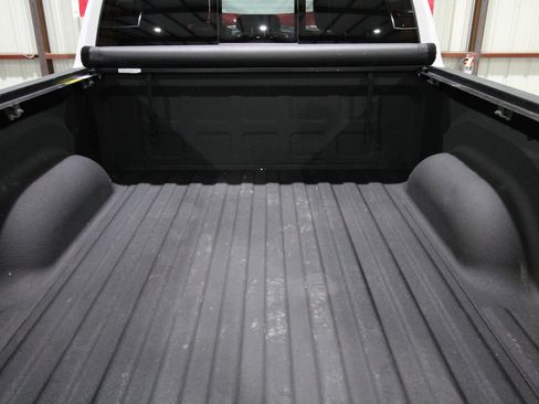 Used 2018 RAM 1500 Limited AWD/4WD image 9