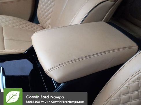 Used 2024 Jeep Grand Cherokee L Summit image 18