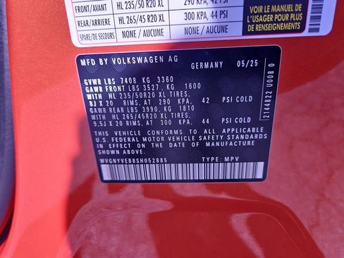 New 2025 Volkswagen ID. Buzz Pro S Plus image 30