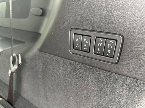 Used 2024 Cadillac XT6 Premium Luxury w/ Platinum Package image 56