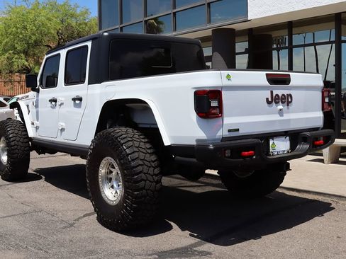 Used 2021 Jeep Gladiator Rubicon AWD/4WD image 12