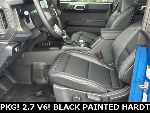 New 2025 Ford Bronco Badlands image 23