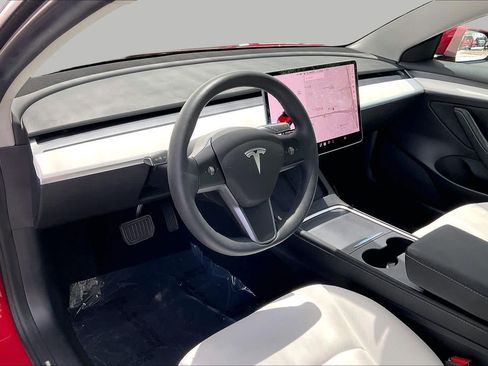 Used 2021 Tesla Model 3 Standard Range Plus RWD image 16