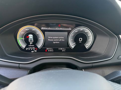 Used 2024 Audi Q5 e Premium Plus w/ Premium Plus Package image 11