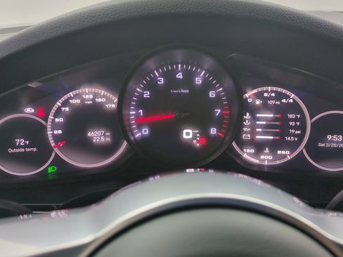 Certified 2023 Porsche Cayenne Platinum Edition AWD/4WD image 12