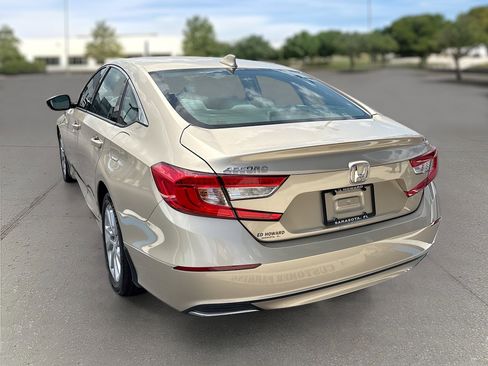 Used 2019 Honda Accord LX image 5